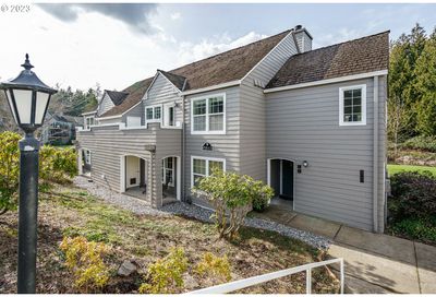 8725 SW Curry Dr Wilsonville OR 97070