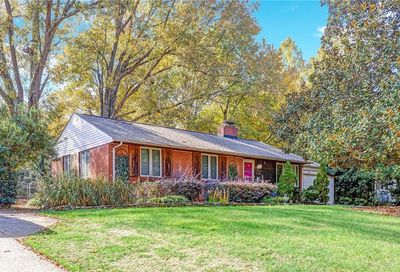 5736 Wedgewood Drive Charlotte NC 28210