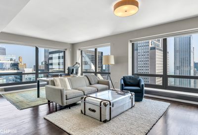 130 N Garland Court Chicago IL 60602