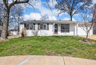 11979 Holly Brook Drive Maryland Heights MO 63043