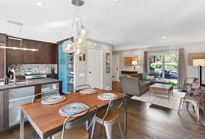 2051 N Larrabee Street Chicago IL 60614