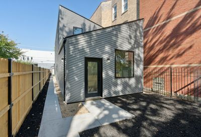 3210 W Fulton Street Chicago IL 60624