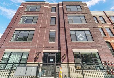 3109 S Giles Avenue Chicago IL 60616