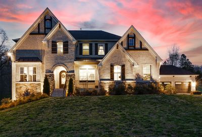 8170 Charlotte Pike Nashville TN 37221