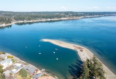 10916 Moorelands Street NW Gig Harbor WA 98335