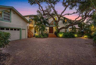 1250 Sea Plume Way Sarasota FL 34242