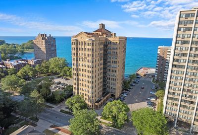 7321 S South Shore Drive Chicago IL 60649