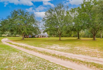 13582 Bob Burnsed Rd Glen St. Mary FL 32040