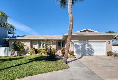 103 15th Street Belleair Beach FL 33786
