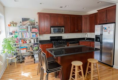 3914 N Bernard Street Chicago IL 60618