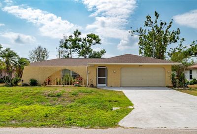 23137 Mcmullen Avenue Port Charlotte FL 33980
