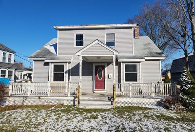627 Bay St Taunton MA 02780