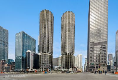 300 N State Street Chicago IL 60654