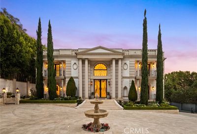 1714  Stone Canyon Road Los Angeles CA 90077