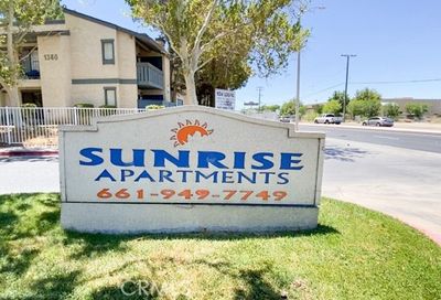 1210  Meadow View Lane Lancaster CA 93534