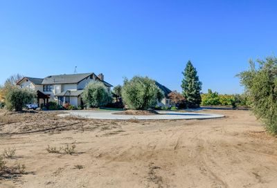 12418 Claribel Road Oakdale CA 95361