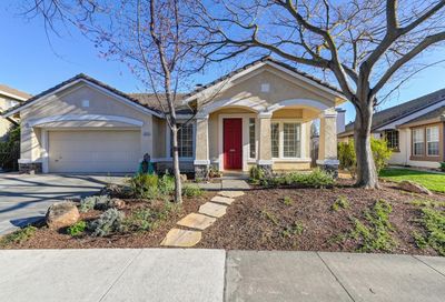 4240 Arroyo Avenue Davis CA 95618