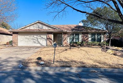 201 Grand Meadow Drive Fort Worth TX 76108