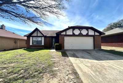 2725 Echo Point Drive Fort Worth TX 76123