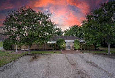 3604 Avenue F Bay City TX 77414