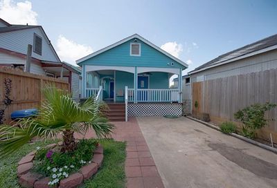 5405 Avenue N 1/2 Galveston TX 77551