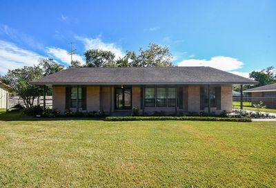 118 Lazy Lane Baytown TX 77520