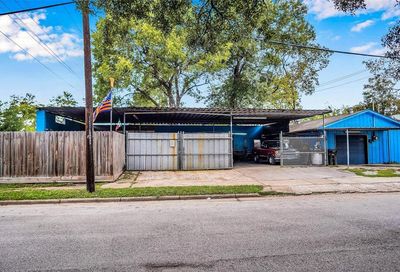 2801 Elysian Street Houston TX 77009