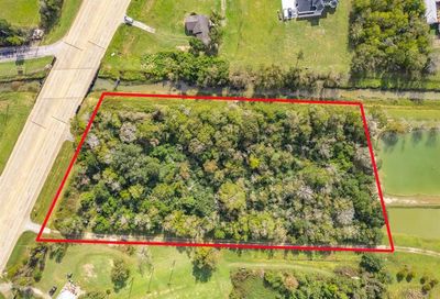 W Parkwood Avenue Friendswood TX 77546