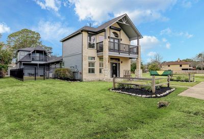 3118 Bayshore Drive Bacliff TX 77518