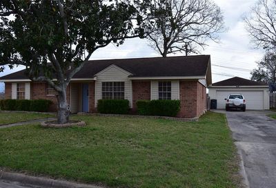 3917 Crescent Drive Bay City TX 77414
