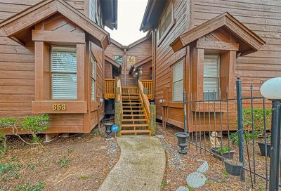 647 Davis Road League City TX 77573