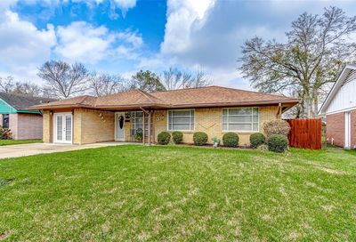 3011 Tanglebriar Drive Pasadena TX 77503