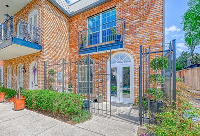 7921 Woodway Drive Houston TX 77063