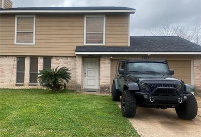 7438 Lobera Drive Houston TX 77083