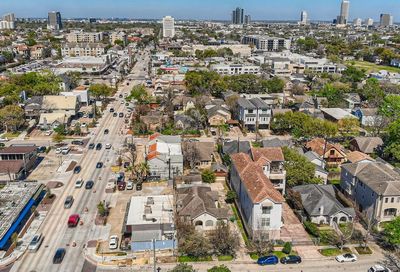 2054 W Main Street Houston TX 77098