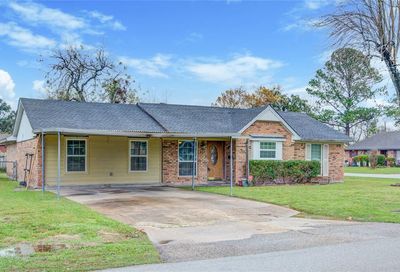 527 Doverfield Drive Houston TX 77037