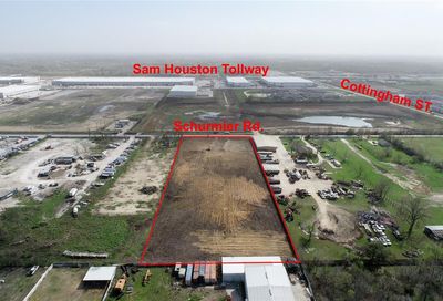5015 Schurmier Road Houston TX 77048