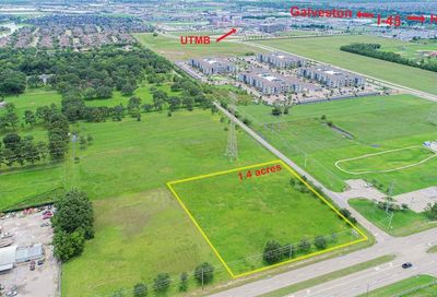 820 W League City Parkway Lane League City TX 77573