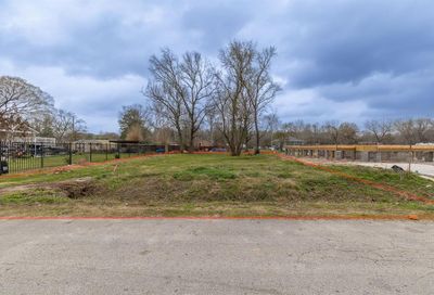 Woodview Drive Humble TX 77396