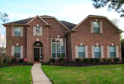 1409 Cambridge Drive Friendswood TX 77546