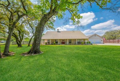 266 S Wharton Street Louise TX 77455