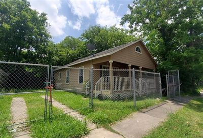 916 E 35th Street Houston TX 77022
