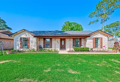 350 W Castle Harbour Drive Friendswood TX 77546