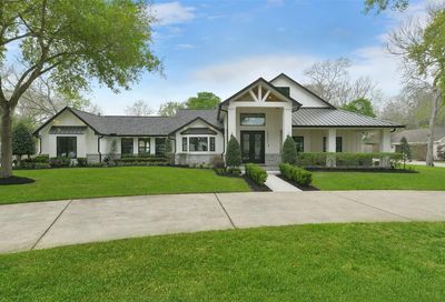 2302 Pine Drive Friendswood TX 77546
