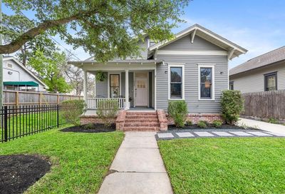 113 E 4th Street Houston TX 77007