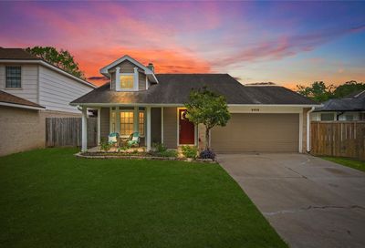 2015 Courtshire Lane Sugar Land TX 77478