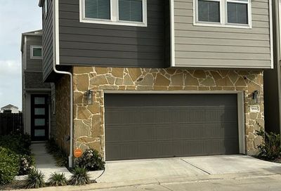 9810 S Magnolia Village Lane Houston TX 77080