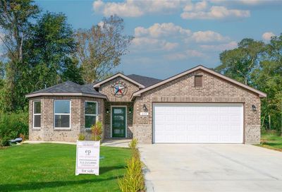 211 Road 51022 Cleveland TX 77327