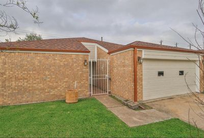 13302 Robinglen Drive Houston TX 77083