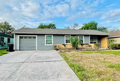 4207 Madden Lane Houston TX 77047